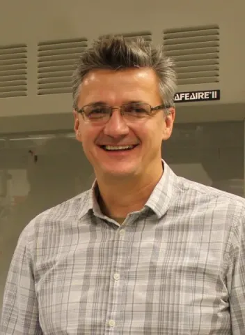 Dr. Pinchuk headshot